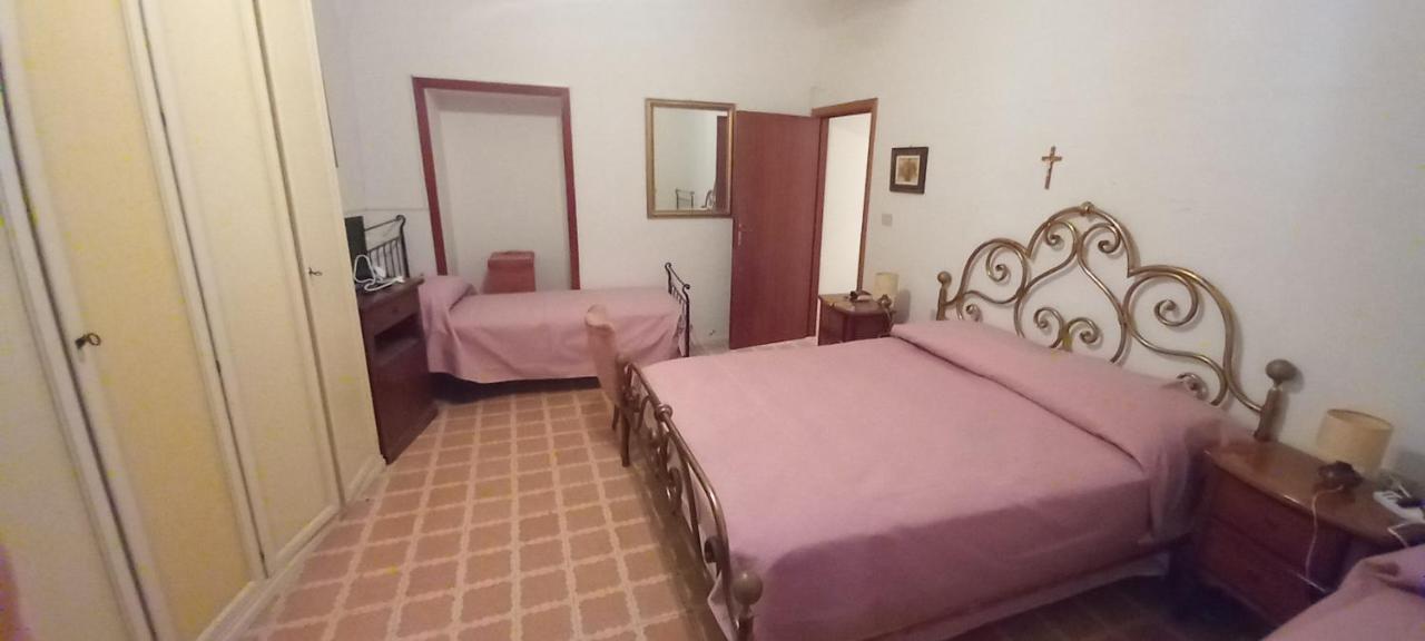 L'Antica Torre Villa Pettorano sul Gizio Luaran gambar