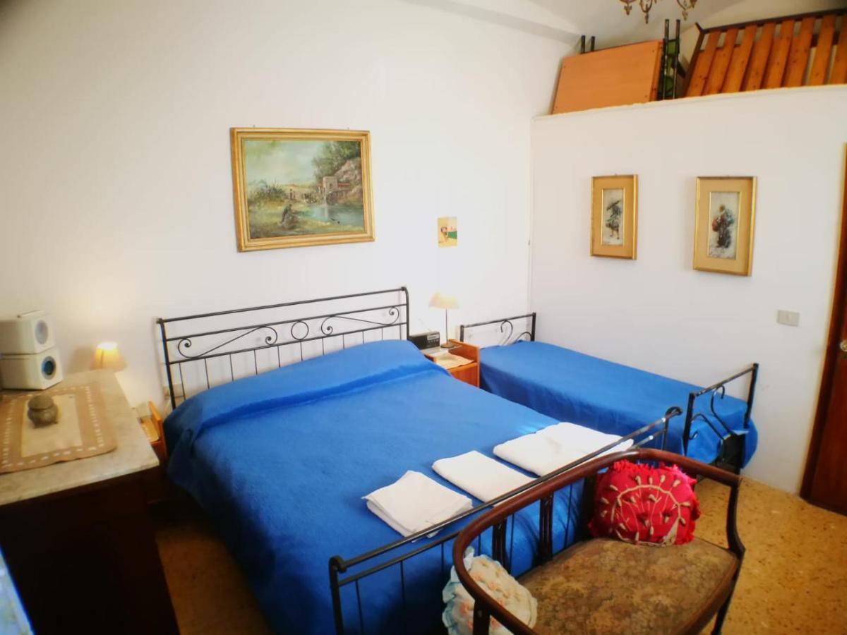 L'Antica Torre Villa Pettorano sul Gizio Luaran gambar