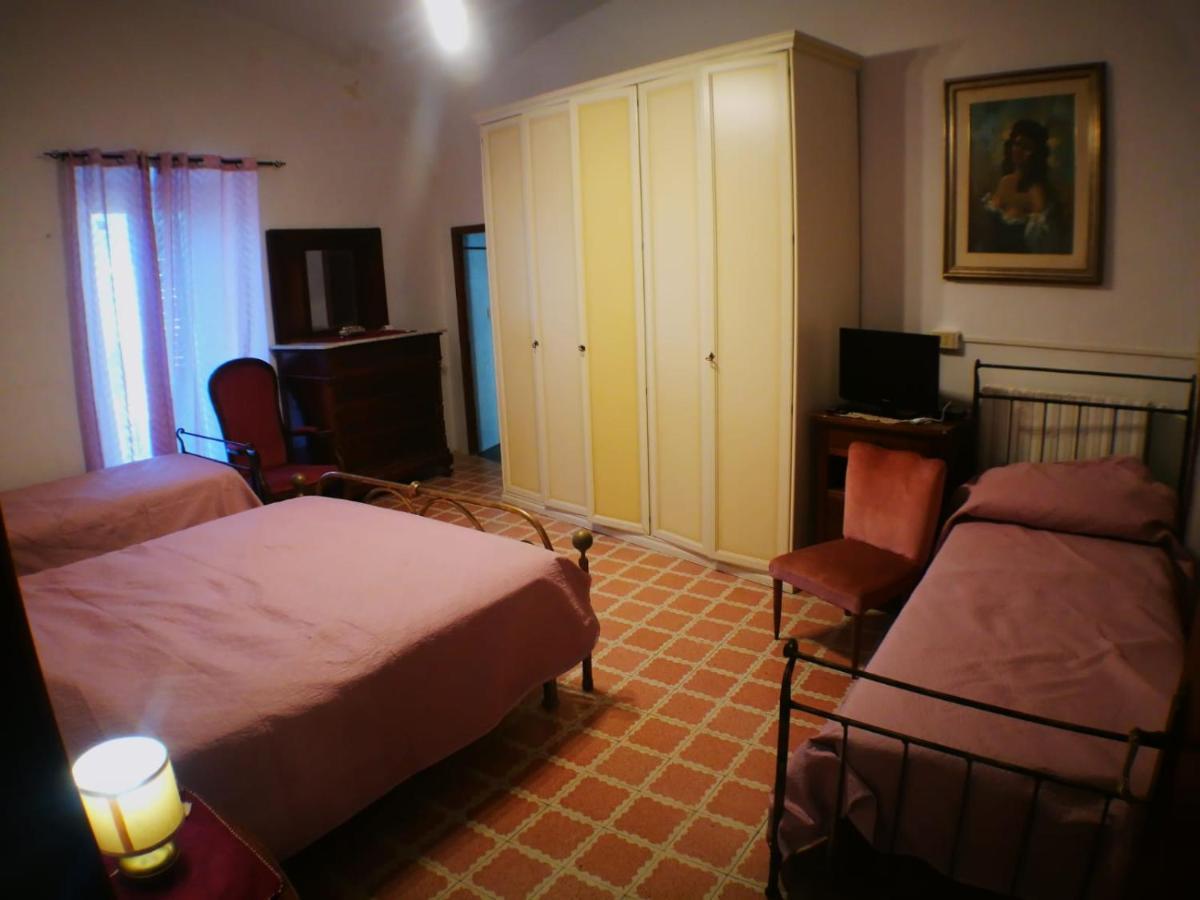 L'Antica Torre Villa Pettorano sul Gizio Luaran gambar